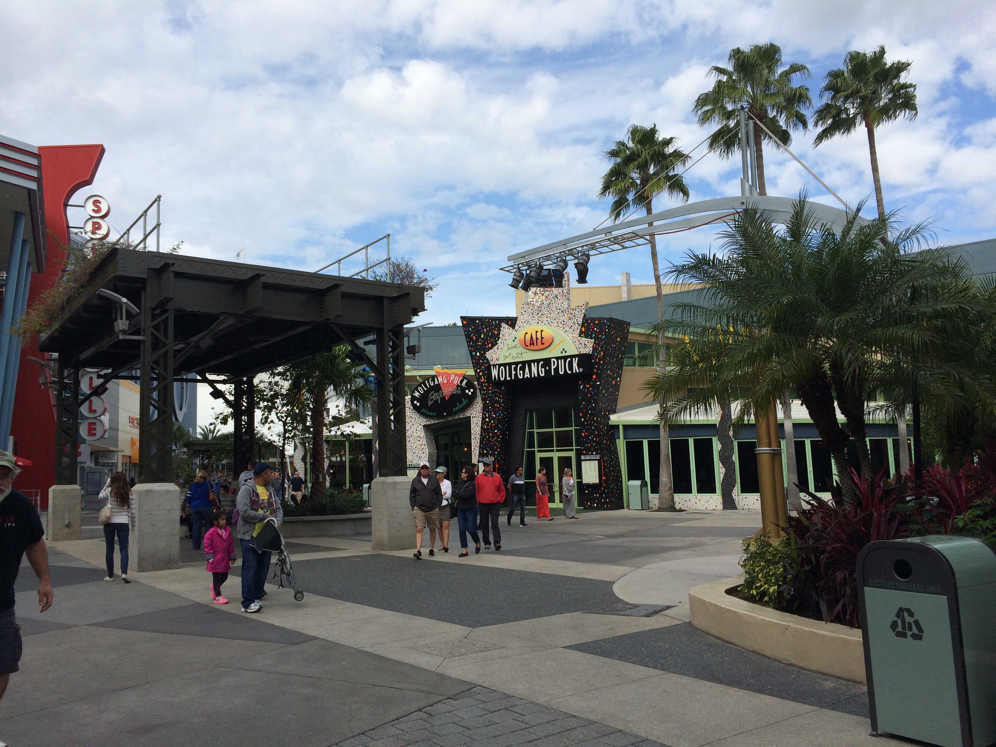 Jet lag and first stop in Orlando